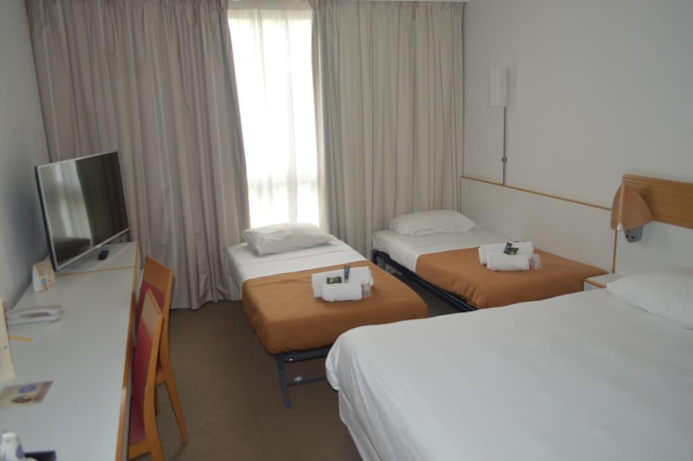 Novotel Beaumanoir Hotel