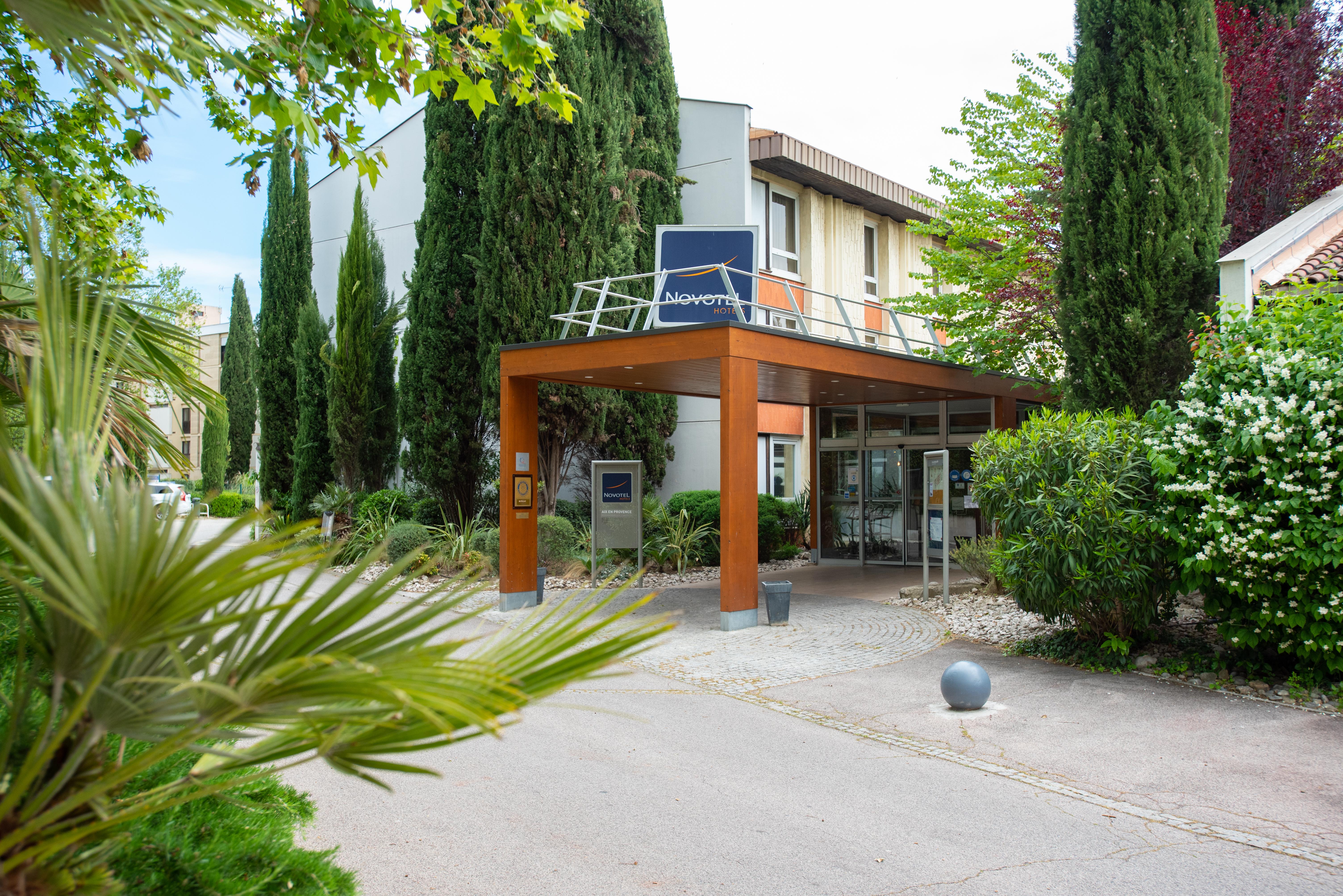 Novotel Beaumanoir Hotel 4*